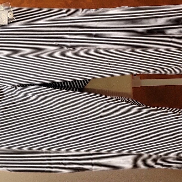 Lane Bryant "The Allie" Blue and White Striped Smart Stretch Crop Pant - size 28 - Picture 3 of 15
